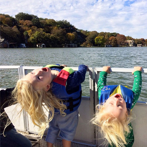 Jessica Simpson, Maxwell, Ace, Instagram Jessica Simpson, Maxwell, Ace, Instagram